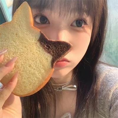 她在梦中跳舞